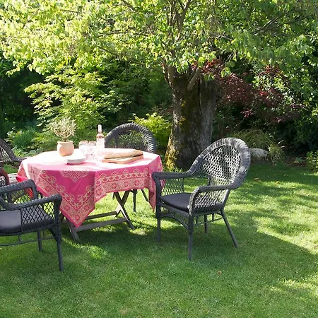 Bed & Breakfast Chateau *