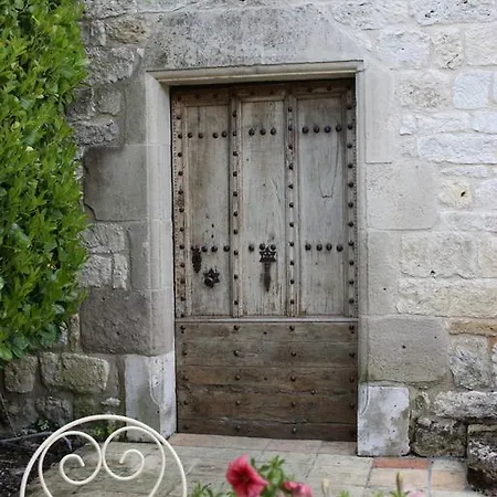 Chateau Bed & Breakfast *
